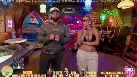 Snapshot of bigbananamilfshake chatting on February 25, 4:46 am Mya and Angelo online show from February 25, 4:46 am