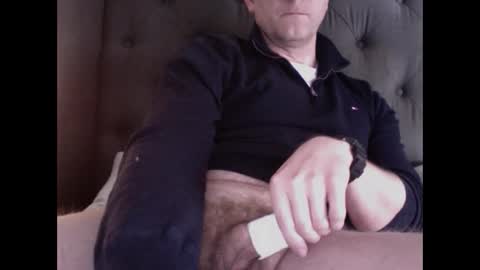 Snapshot of bigcockcirc chatting on February 25, 4:35 pm bigcockcirc online show from February 25, 4:35 pm