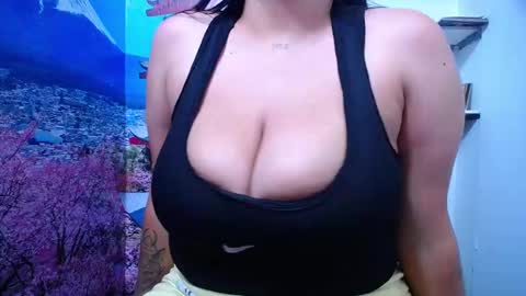  Sunny   online show from March 10, 12:18 am