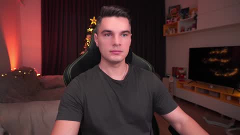 Snapshot of billypassion chatting on December 5, 6:15 am BillyPassion online show from December 5, 6:15 am