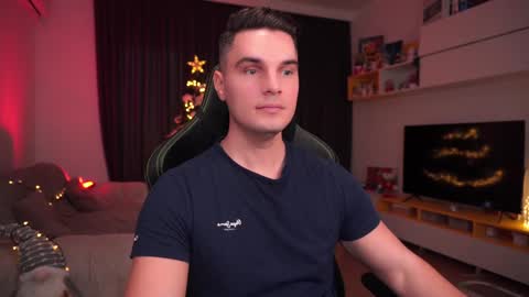 Snapshot of billypassion chatting on December 2, 12:57 pm BillyPassion online show from December 2, 12:57 pm