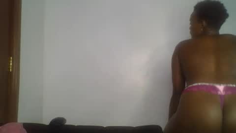 birdie_girl_2 online show from September 14, 6:37 am