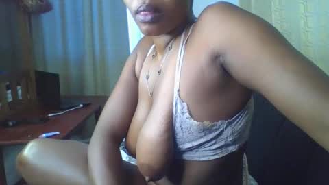 birdie_girl_2 online show from September 16, 6:49 am