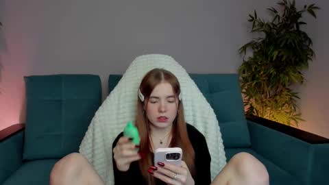 Snapshot of bjliki chatting on February 15, 3:28 pm Julia online show from February 15, 3:28 pm