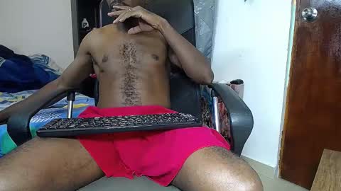 Snapshot of black_diamond_t chatting on February 11, 11:20 am Black Diamond online show from February 11, 11:20 am