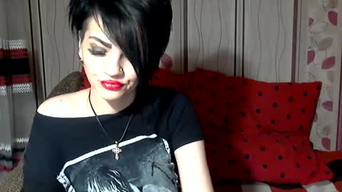 black_hot_01 online show from December 29, 6:16 pm
