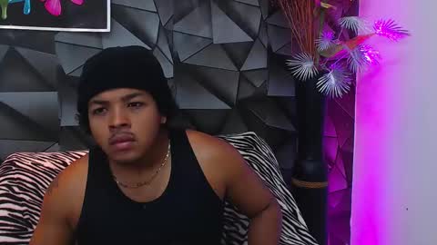 black_king_241 online show from February 20, 12:25 pm