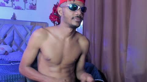  Angel  James  online show from January 19, 11:43 pm