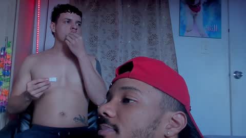 Angel  James  online show from December 10, 9:22 pm