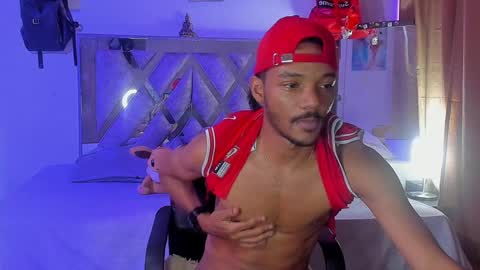  Angel  James  online show from December 16, 3:08 am
