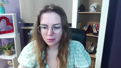 Snapshot of blackrosezoey chatting on February 25, 5:41 am Z O E Y online show from February 25, 5:41 am