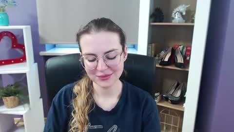 Snapshot of blackrosezoey chatting on February 26, 8:39 am Z O E Y online show from February 26, 8:39 am