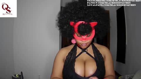 Snapshot of blacksirenqueen chatting on February 23, 5:12 am Queen Siren online show from February 23, 5:12 am