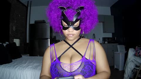 Snapshot of blacksirenqueen chatting on January 11, 1:59 am Queen Siren online show from January 11, 1:59 am