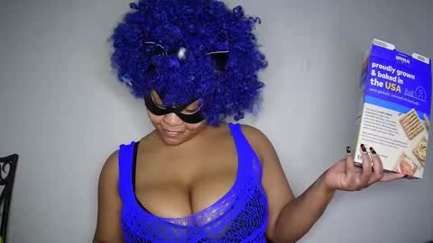 Snapshot of blacksirenqueen chatting on February 12, 7:02 am Queen Siren online show from February 12, 7:02 am