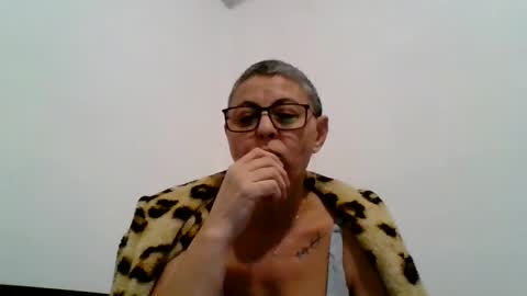 Snapshot of blackwidow05 chatting on January 19, 6:21 pm Black Widow online show from January 19, 6:21 pm