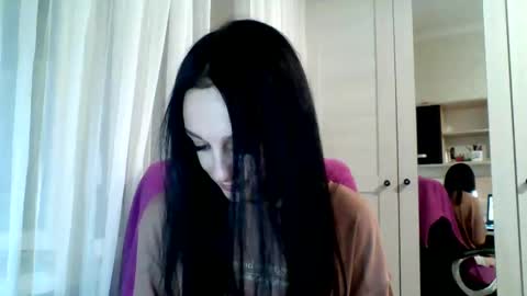 Ivy online show from February 9, 5:11 pm