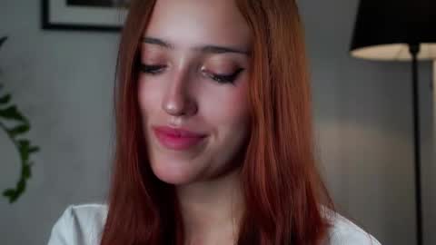 Lola online show from September 12, 2:19 pm