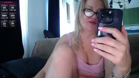 Karina online show from February 9, 10:53 am