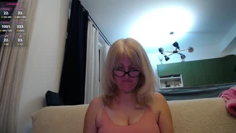 Karina online show from January 17, 8:33 pm