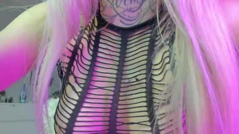 blondie_muller online show from February 17, 5:01 pm