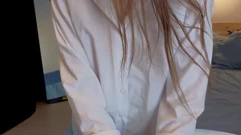 bluemarrry online show from September 19, 4:22 pm