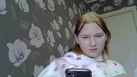 Snapshot of bony_may4 chatting on January 30, 1:20 pm bony_may4 online show from January 30, 1:20 pm