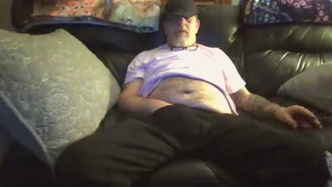 Snapshot of bostonguy1969 chatting on February 19, 3:06 am bostonguy1969 online show from February 19, 3:06 am
