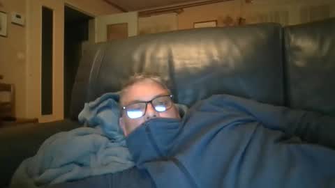 Snapshot of bozo81 chatting on September 16, 7:39 pm bozo81 online show from September 16, 7:39 pm