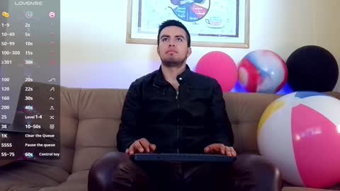 Snapshot of bradleycolton chatting on January 24, 1:25 pm Bradley Colton Independ Model online show from January 24, 1:25 pm