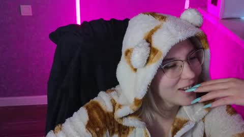 Belle  online show from January 29, 3:33 am