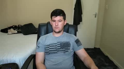 Snapshot of brendansexyboy098754 chatting on September 22, 6:06 am ask me lol online show from September 22, 6:06 am