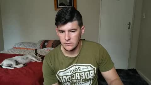 Snapshot of brendansexyboy098754 chatting on February 26, 12:05 pm ask me lol online show from February 26, 12:05 pm