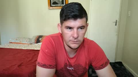Snapshot of brendansexyboy098754 chatting on February 26, 7:55 am ask me lol online show from February 26, 7:55 am