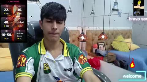 Snapshot of brent18_ chatting on March 2, 4:07 am Esteban online show from March 2, 4:07 am