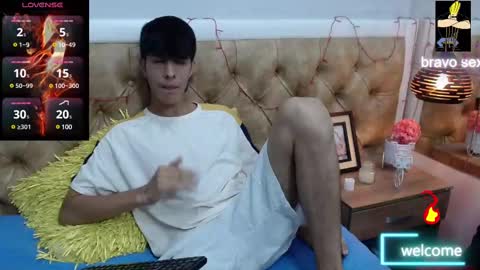 Snapshot of brent18_ chatting on March 3, 2:47 am Esteban online show from March 3, 2:47 am