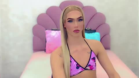 BRIANA online show from March 5, 8:00 am