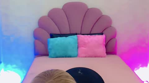 BRIANA online show from February 2, 6:47 am