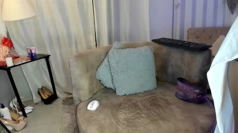 Snapshot of brianaharrizoon1 chatting on February 21, 1:55 pm briana online show from February 21, 1:55 pm
