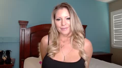 Snapshot of briannabrooksxxx chatting on January 23, 5:10 pm Brianna Brooks online show from January 23, 5:10 pm