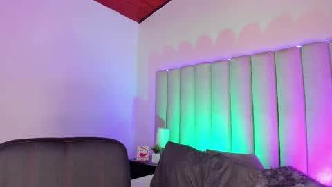 Snapshot of briannajackson_ chatting on February 20, 5:41 pm brianna online show from February 20, 5:41 pm