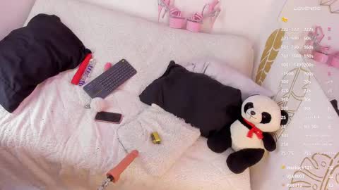 Snapshot of britannyclaire chatting on September 20, 1:47 pm BritannyClaire online show from September 20, 1:47 pm