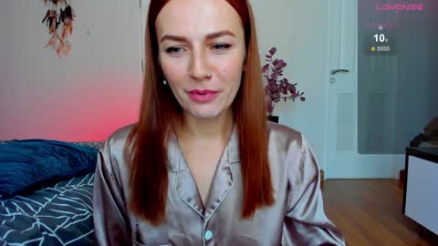britneyhall online show from January 14, 7:17 am
