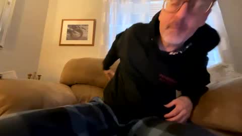 Snapshot of bruce_918 chatting on January 25, 4:13 pm Bruce online show from January 25, 4:13 pm