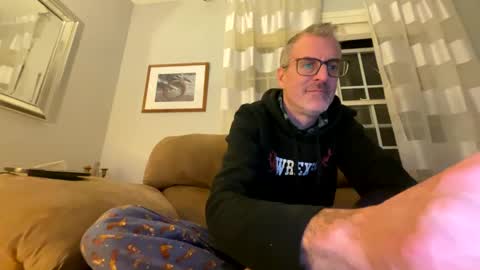 Snapshot of bruce_918 chatting on January 31, 3:41 am Bruce online show from January 31, 3:41 am