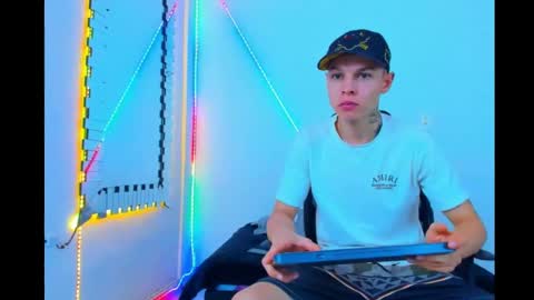 Bruno wild online show from September 17, 6:50 am