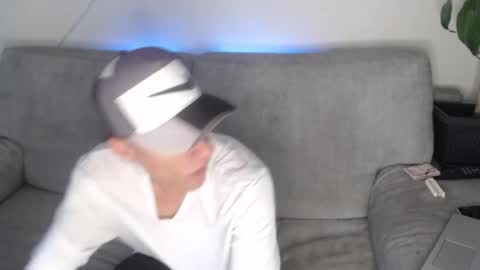 Snapshot of buda_and_cataleya_ chatting on September 15, 2:29 pm Buda y Cataleya online show from September 15, 2:29 pm