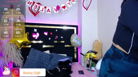 Bunny online show from March 12, 3:35 am