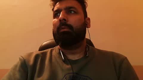Snapshot of burlymonster chatting on January 13, 3:23 am Hairy Arabian online show from January 13, 3:23 am