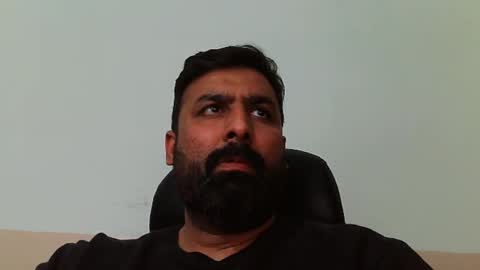 Snapshot of burlymonster chatting on January 28, 3:35 pm Hairy Arabian online show from January 28, 3:35 pm